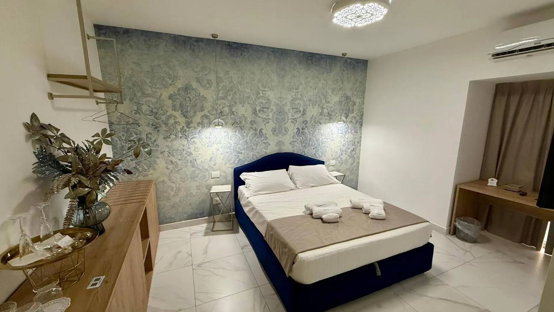 פורטו אמפדוקלה Albanese Luxury Rooms בית הארחה