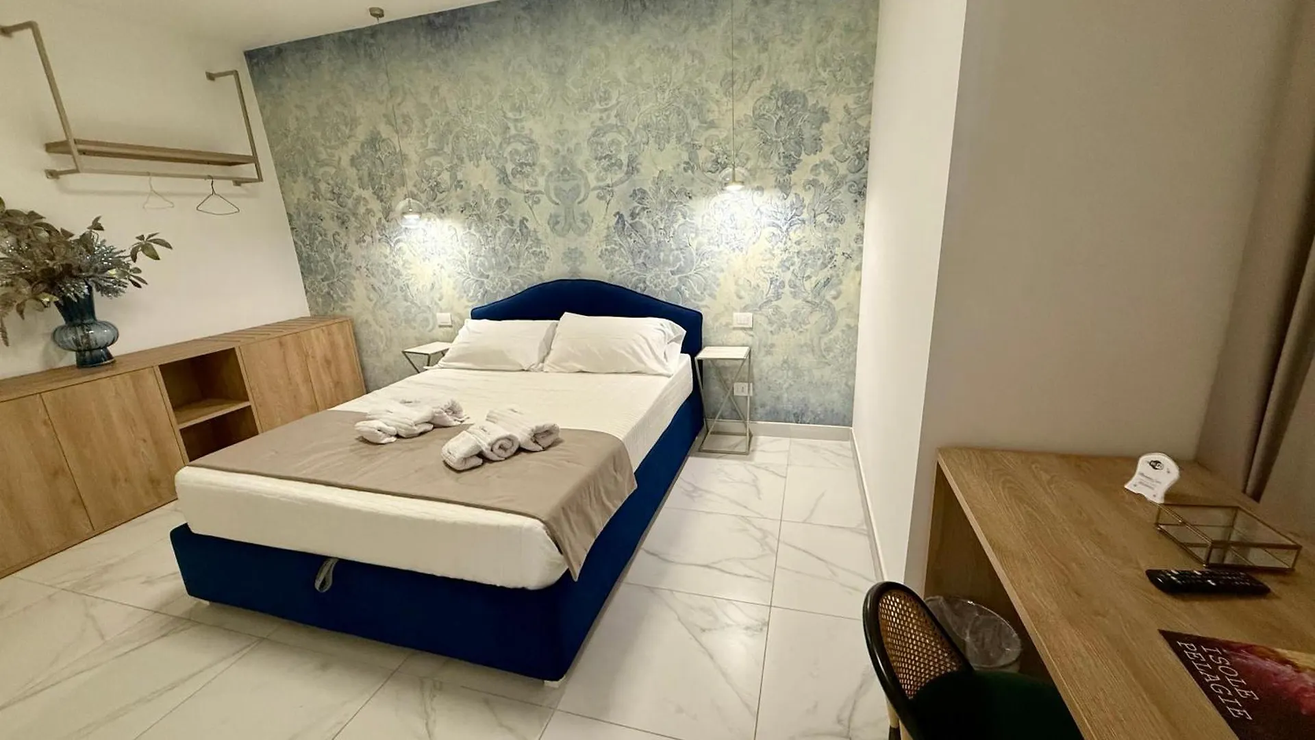 פורטו אמפדוקלה Albanese Luxury Rooms